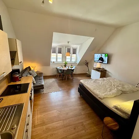Pretti - Modern Eingerichtetes - Mitten Im Stadtzentrum Daire *